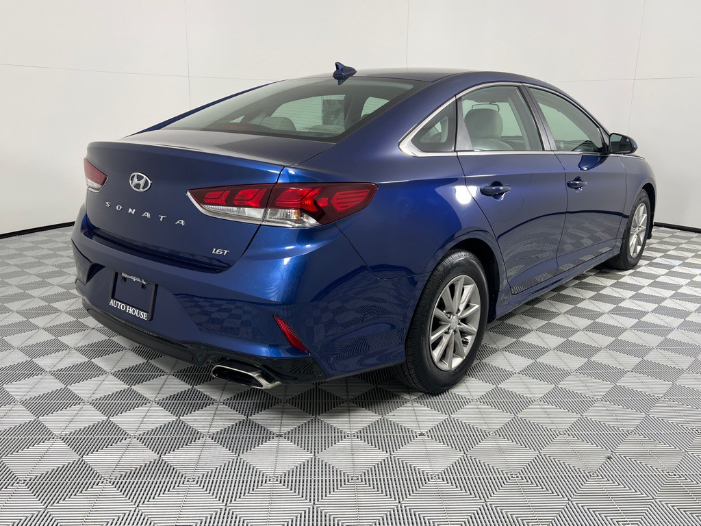 2018 Hyundai Sonata Image 3