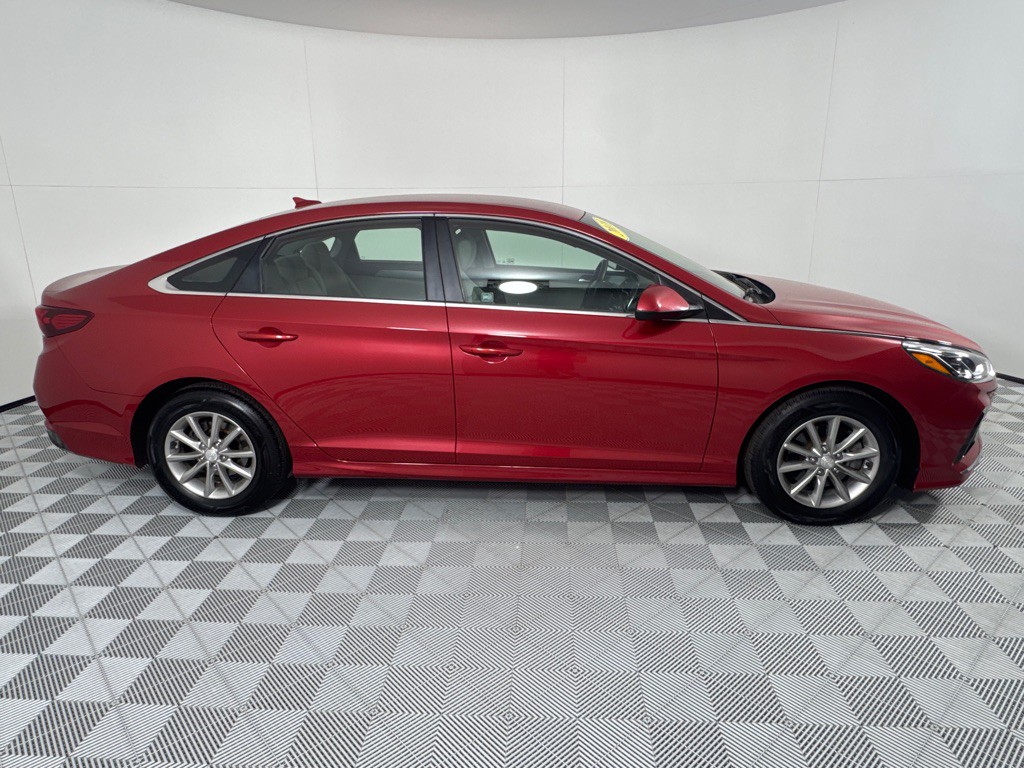 2018 Hyundai Sonata Image 4