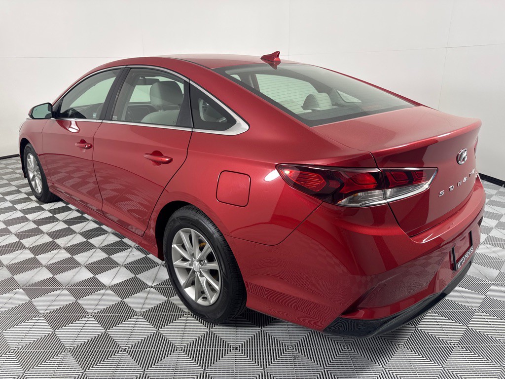 2018 Hyundai Sonata Image 8