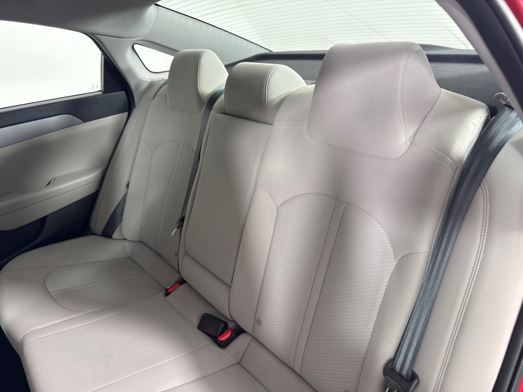 2018 Hyundai Sonata Image 22