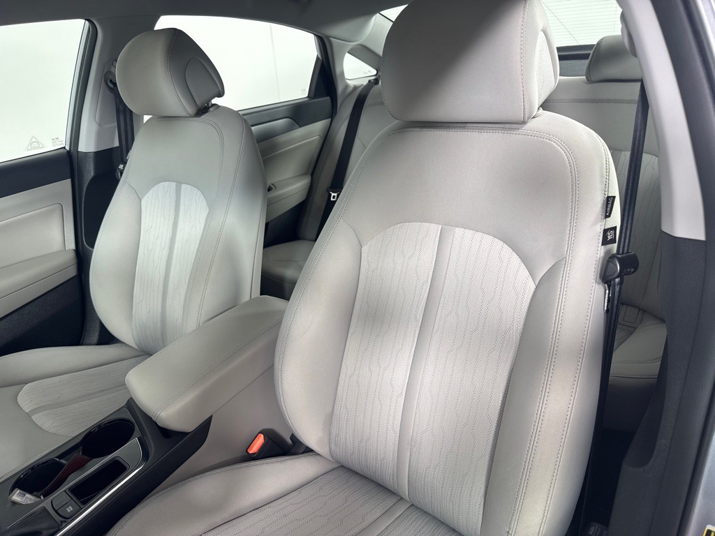 2016 Hyundai Sonata Image 12