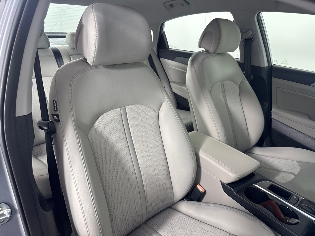 2016 Hyundai Sonata Image 23