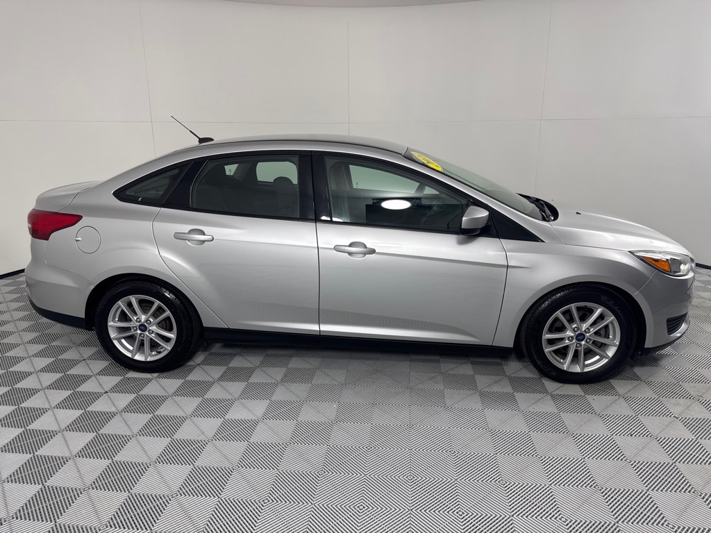 2018 Ford Focus Image 4