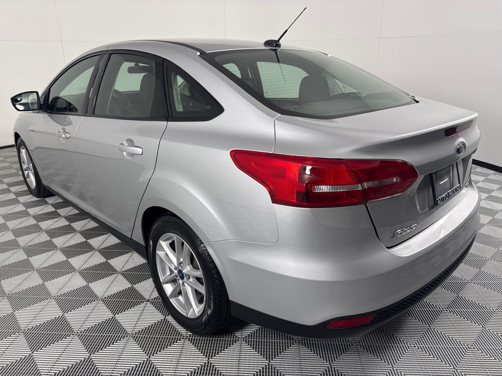 2018 Ford Focus Image 8