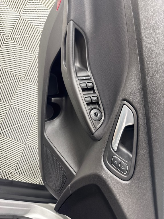 2018 Ford Focus Image 13