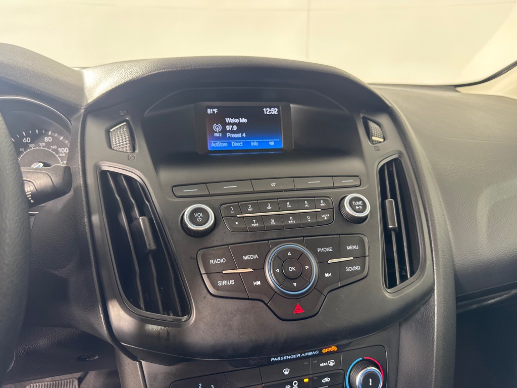 2018 Ford Focus Image 18
