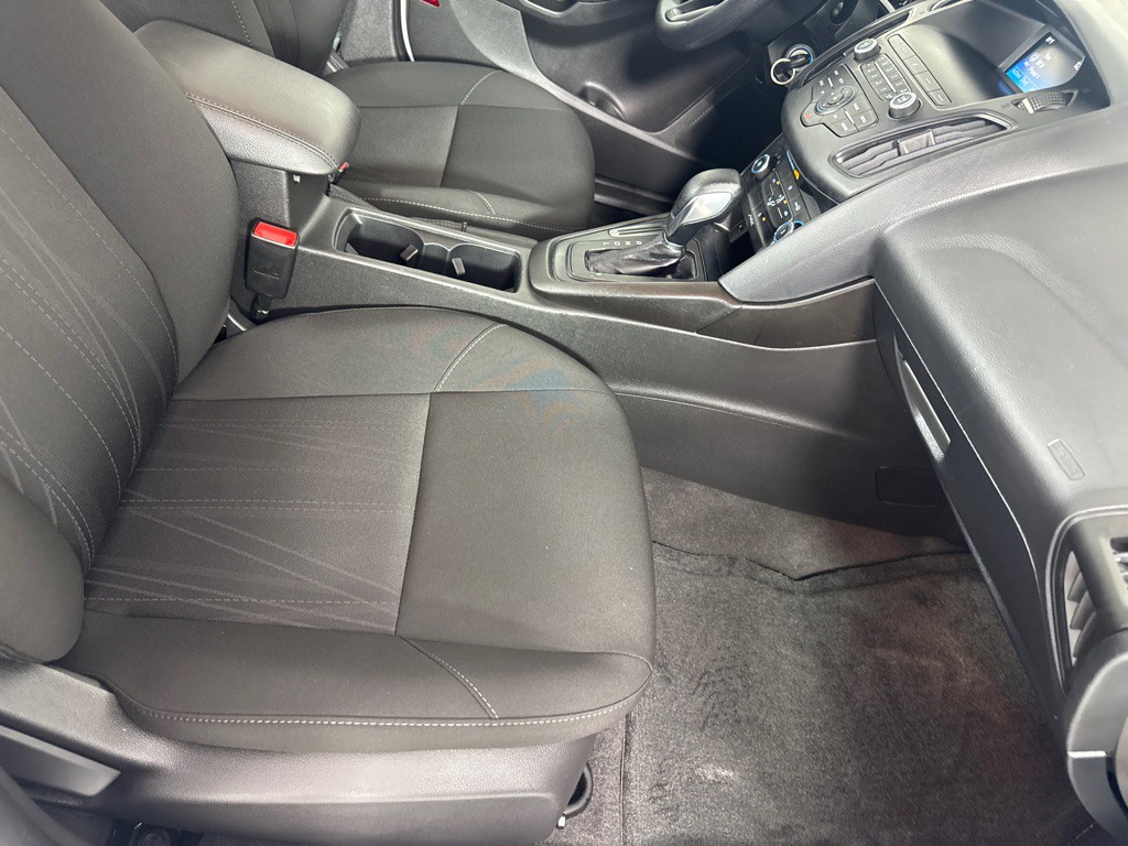 2018 Ford Focus Image 25