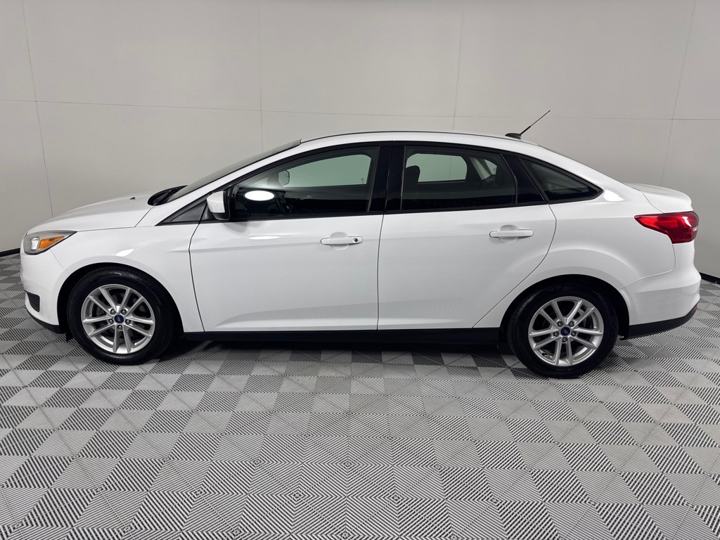 2018 Ford Focus Image 9