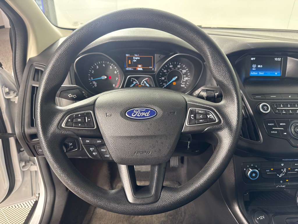 2018 Ford Focus Image 17