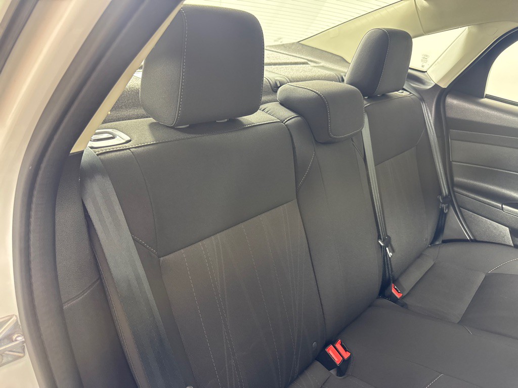 2018 Ford Focus Image 24