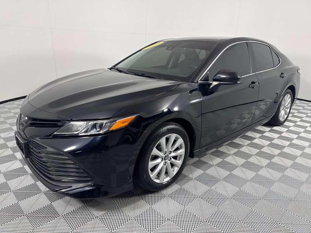 2019 Toyota Camry Image 10
