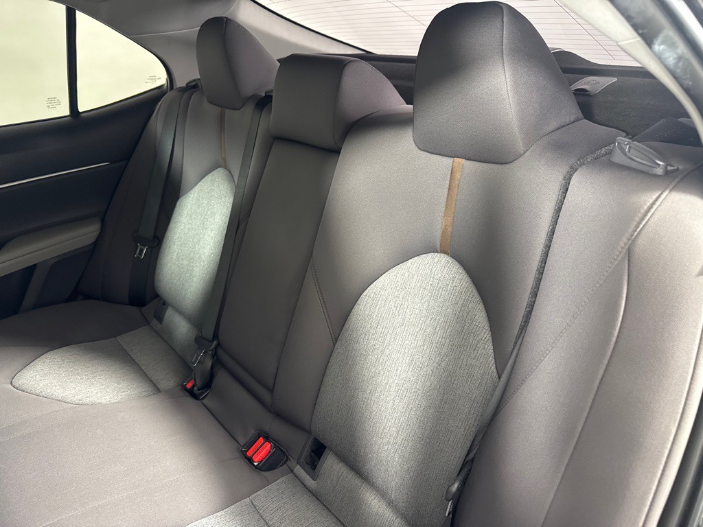 2019 Toyota Camry Image 22