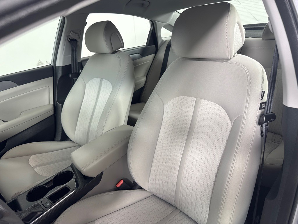 2016 Hyundai Sonata Image 14