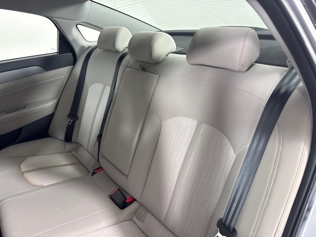 2016 Hyundai Sonata Image 21