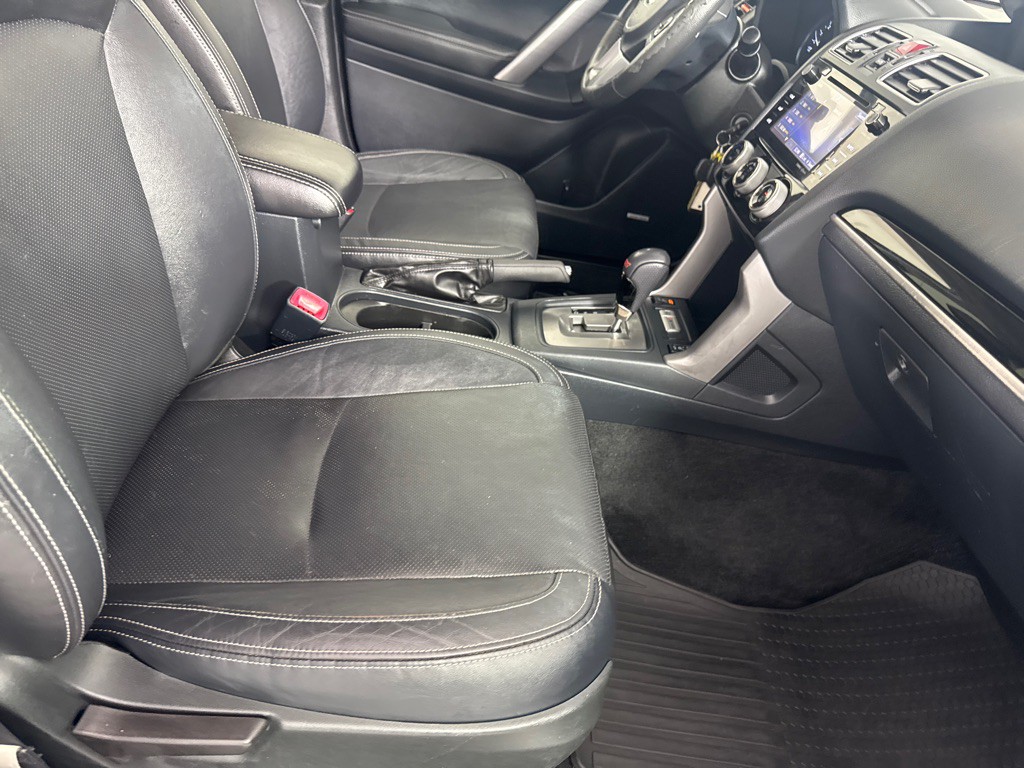 2017 Subaru Forester Image 23
