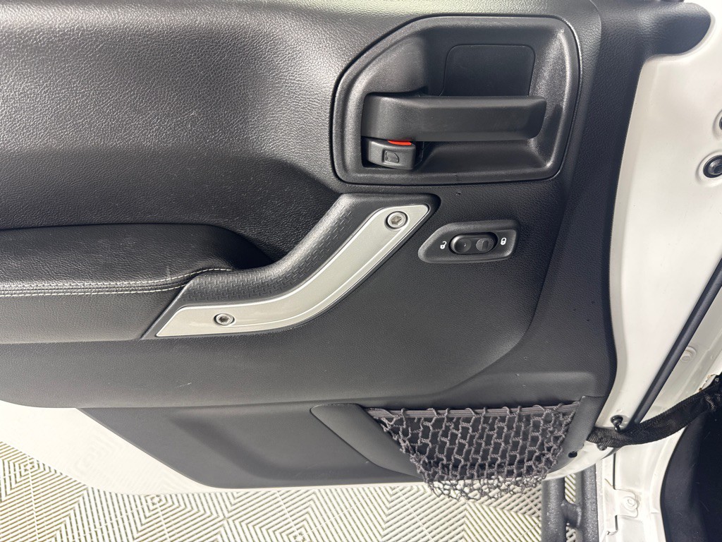 2016 Jeep Wrangler Unlimited Image 13