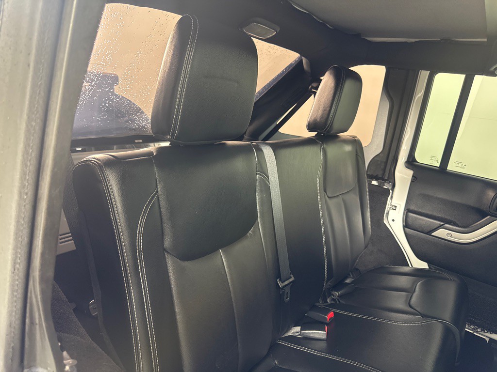 2016 Jeep Wrangler Unlimited Image 25