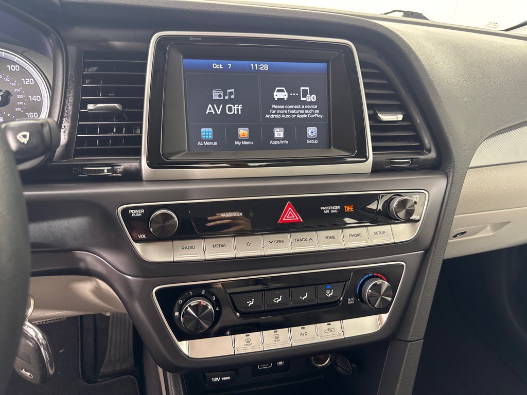 2018 Hyundai Sonata Image 17