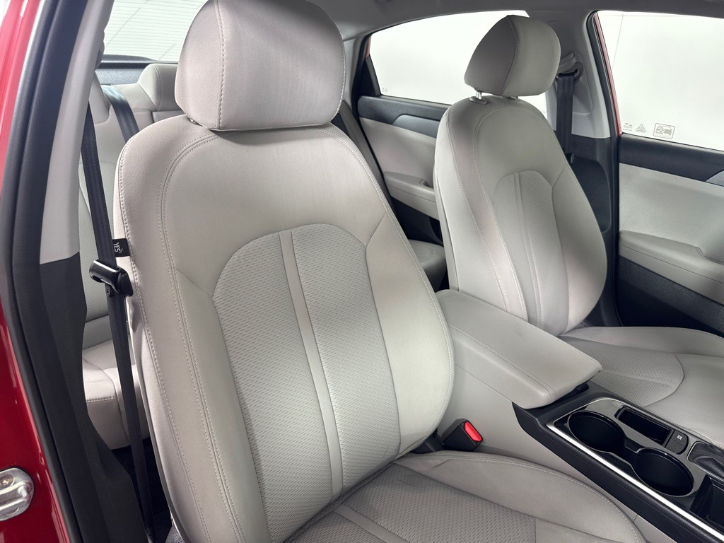 2018 Hyundai Sonata Image 23
