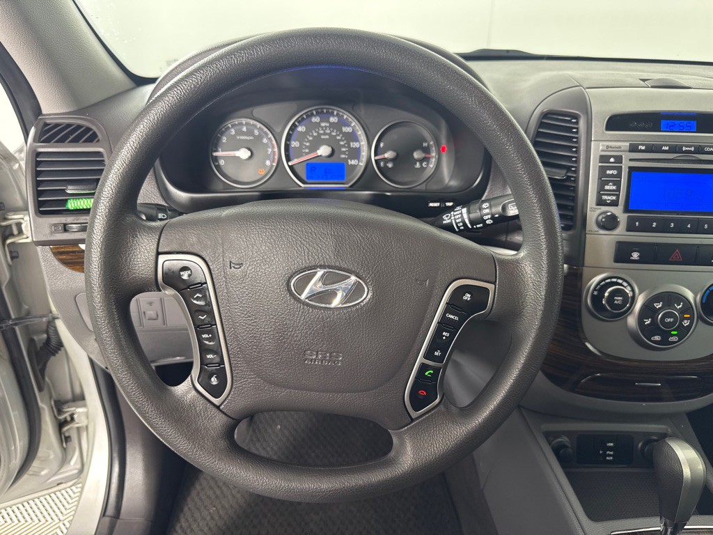 2012 Hyundai Santa Fe Image 13