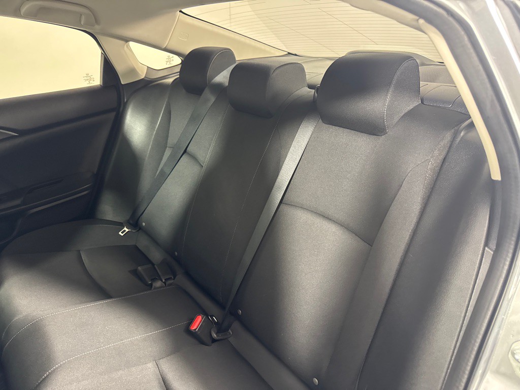2021 Honda Civic Image 21