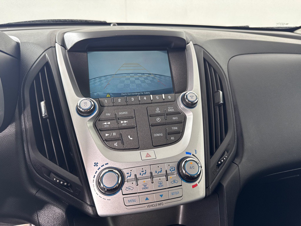 2016 Chevrolet Equinox Image 16
