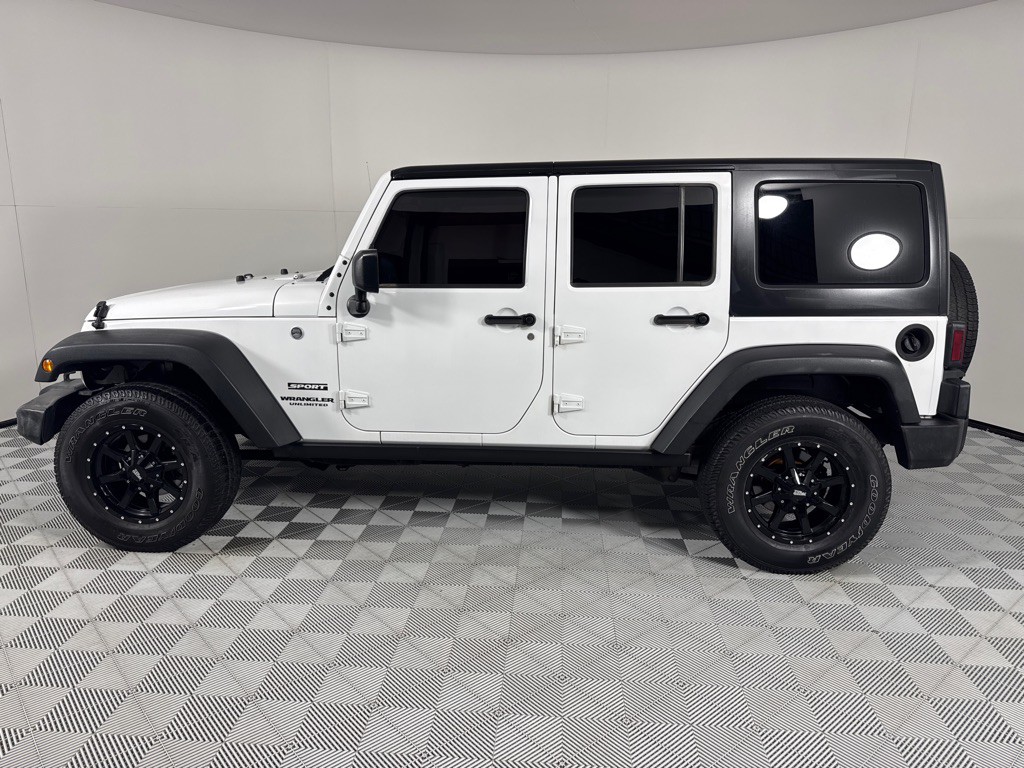2016 Jeep Wrangler Unlimited Image 8