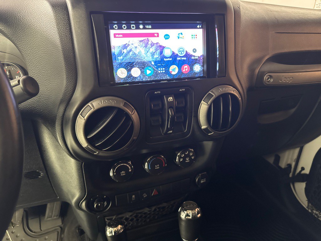 2016 Jeep Wrangler Unlimited Image 13