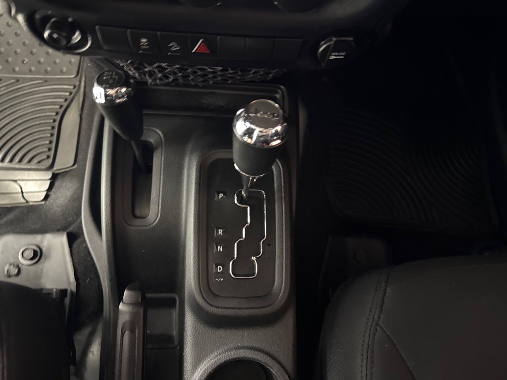 2016 Jeep Wrangler Unlimited Image 15