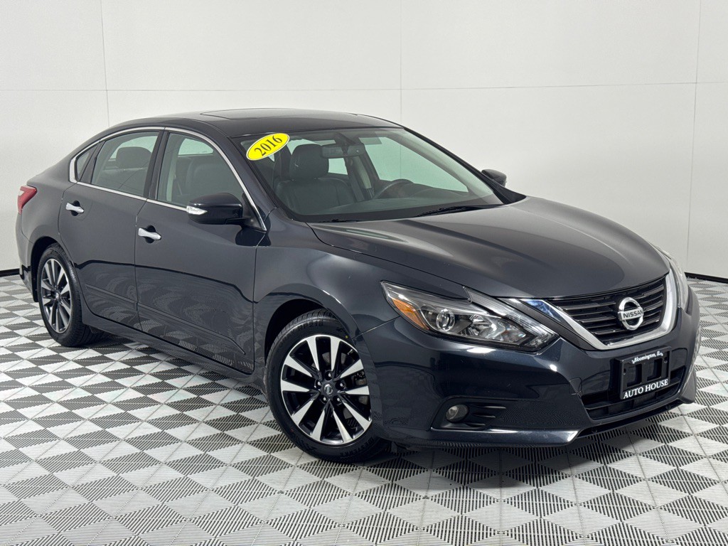 2016 Nissan Altima Image 2