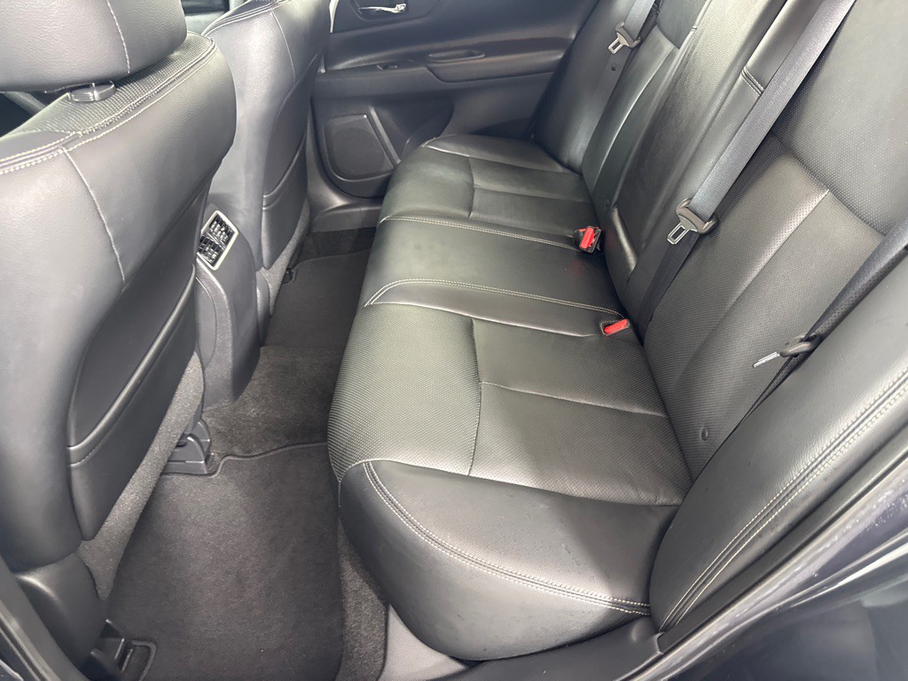 2016 Nissan Altima Image 22