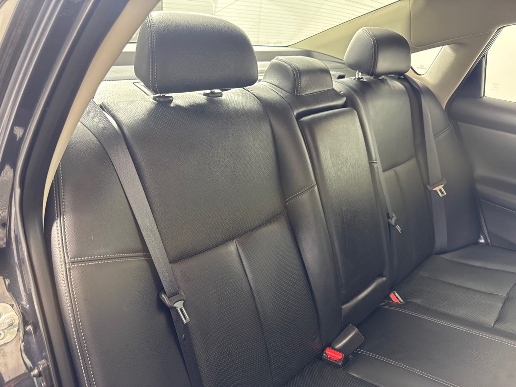 2016 Nissan Altima Image 25
