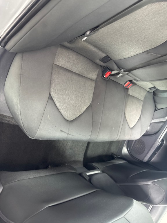 2019 Toyota Camry Image 23