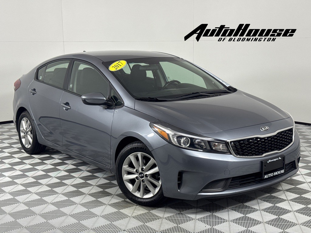 2017 Kia Forte Image 1