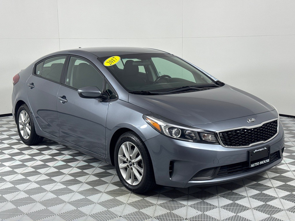 2017 Kia Forte Image 3