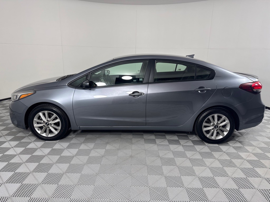 2017 Kia Forte Image 7