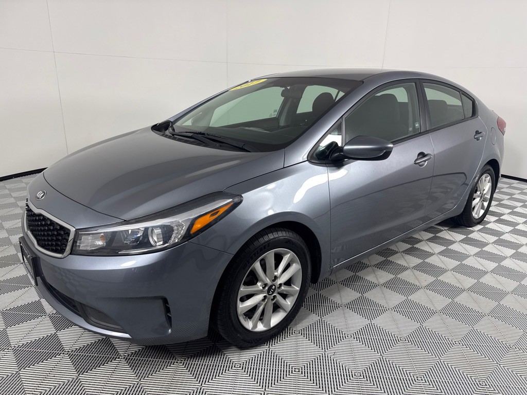 2017 Kia Forte Image 8