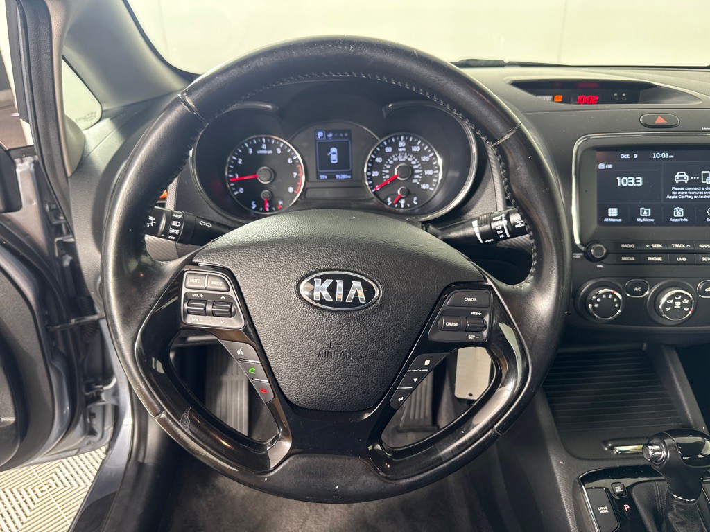 2017 Kia Forte Image 15