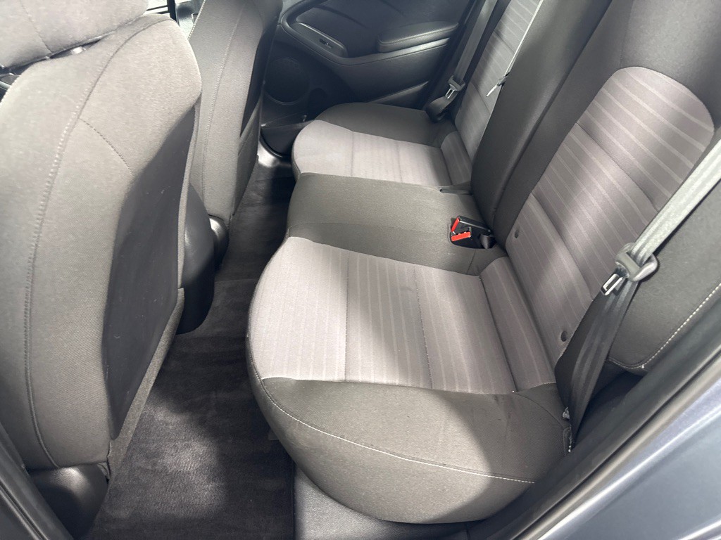 2017 Kia Forte Image 19