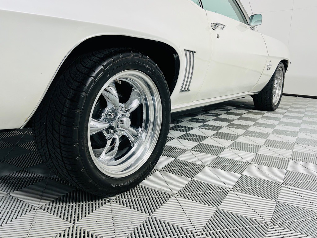 1969 Chevrolet Camaro Image 10