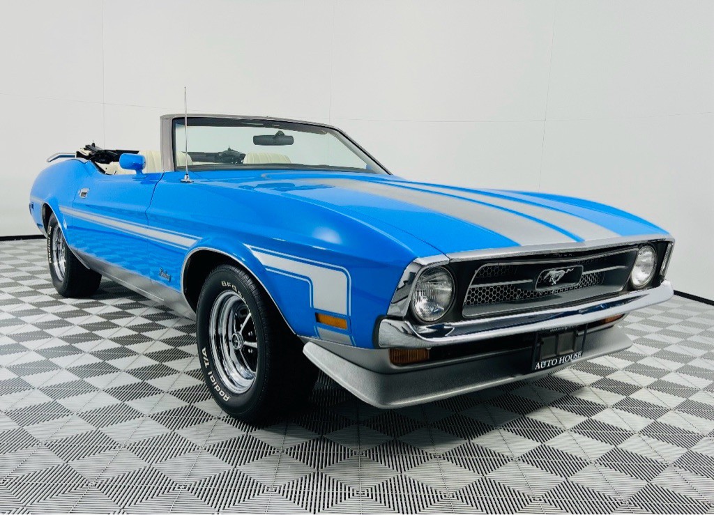 1972 Ford Mustang Image 2