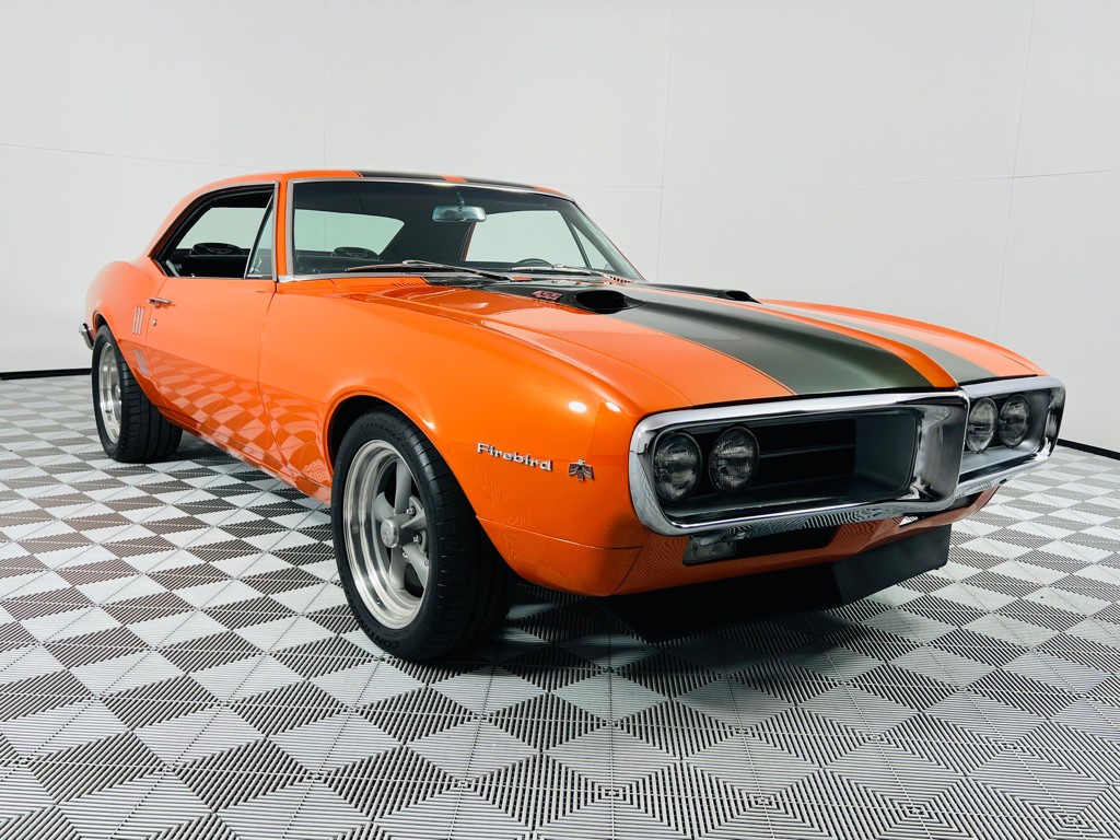 1967 Pontiac Firebird Image 2
