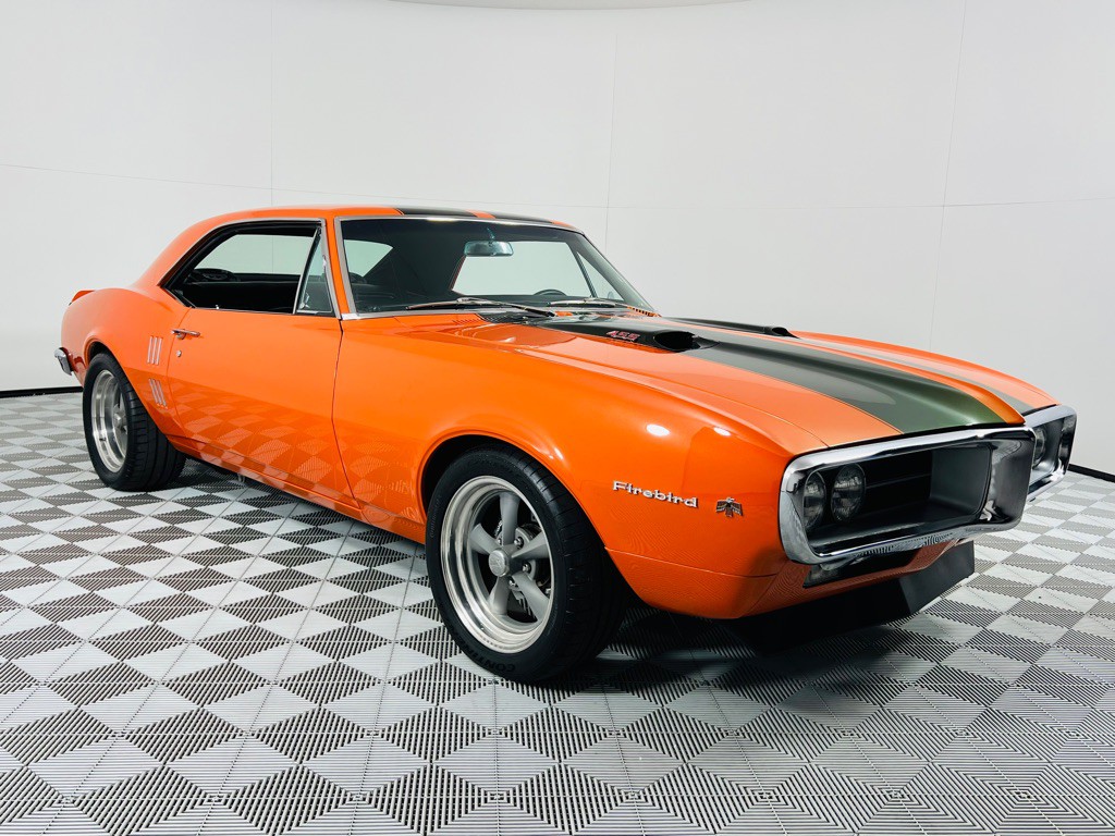 1967 Pontiac Firebird Image 3