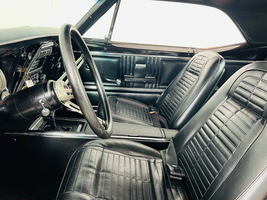 1967 Pontiac Firebird Image 16