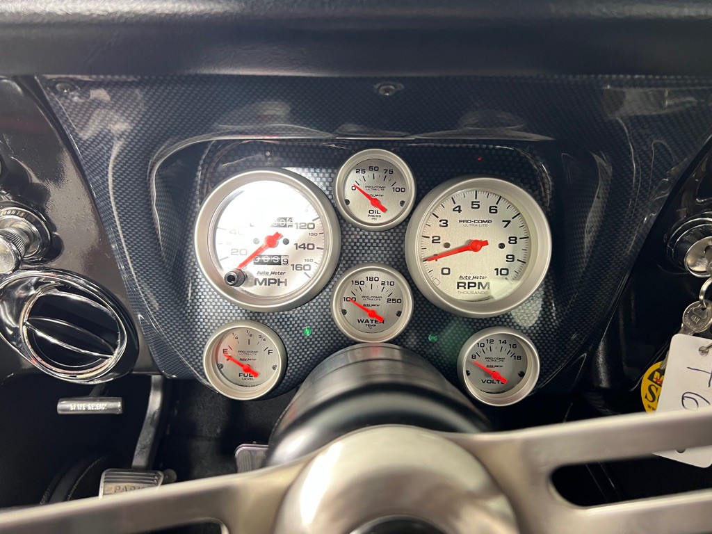 1967 Pontiac Firebird Image 23