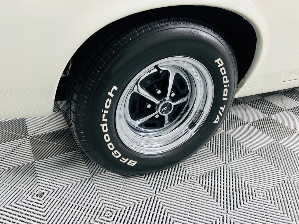 1970 Ford Mustang Image 10