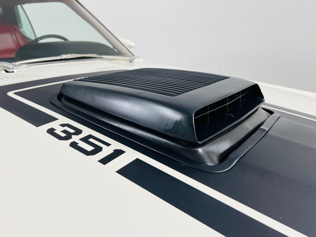 1970 Ford Mustang Image 32