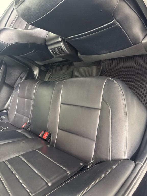 2017 Toyota Camry Image 24