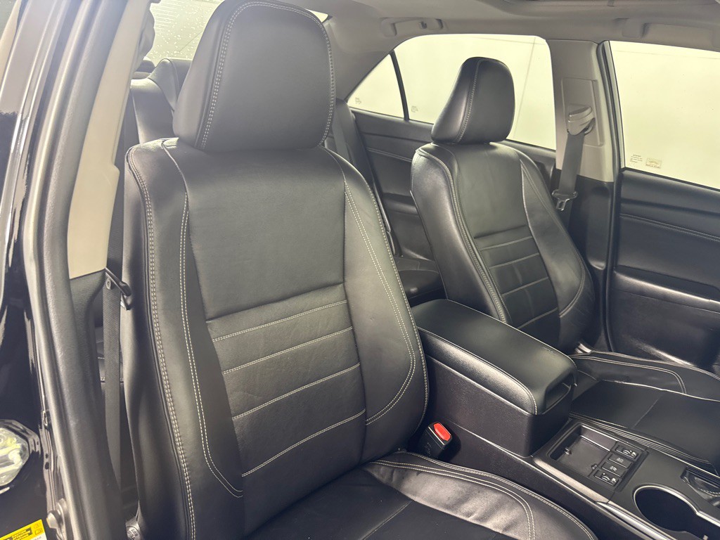 2017 Toyota Camry Image 27
