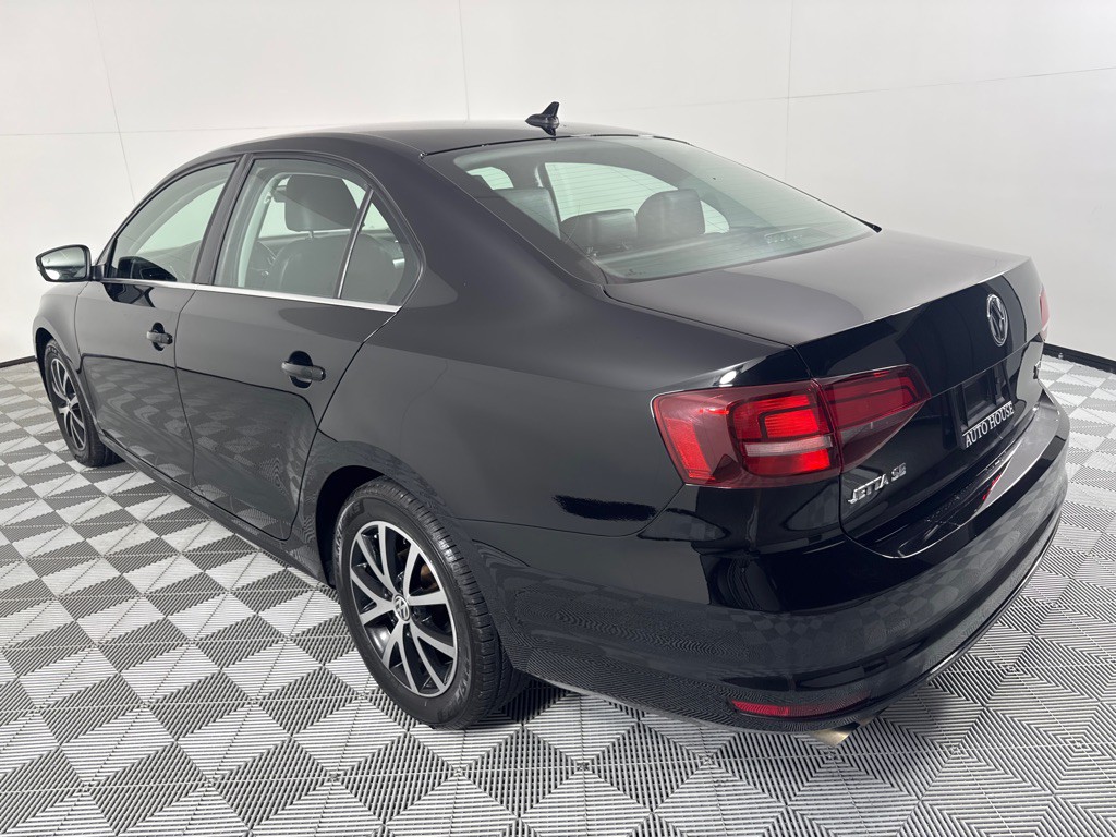 2017 Volkswagen Jetta Image 8